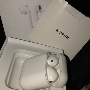 A-PPER Apple air pod headphones, brand new pair.
